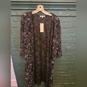 Black and White Floral Kimono Cardigan